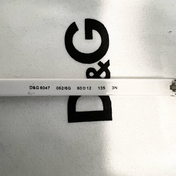 D&G Aviator Mirrored Sunglasses - Picture 8 of 9